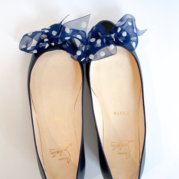 Authentic CHRISTIAN LOUBOUTIN Ballet Bow Flats - Picture 2 of 8